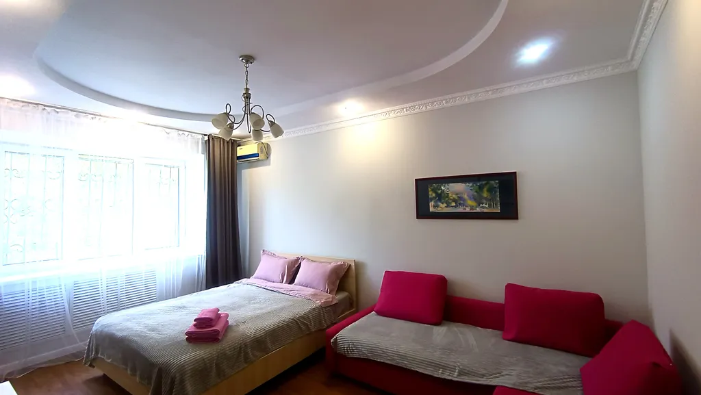 Уютная квартира недалеко от метро Алатау и по. Абая