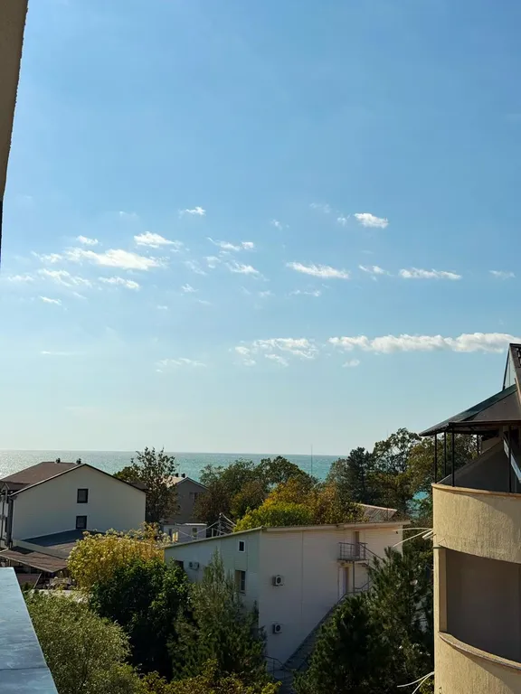 Апартамент в 3 минутах до моря с балконом и видом на море