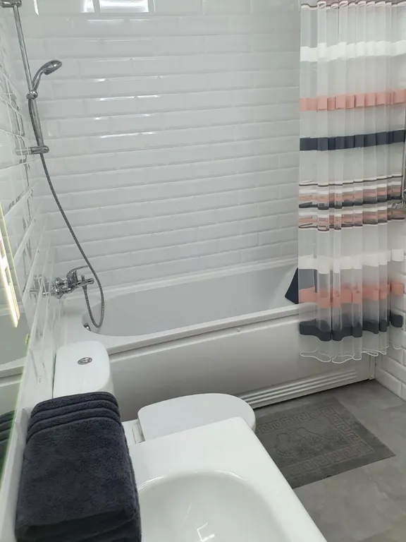 Квартира в новом доме с паркингом