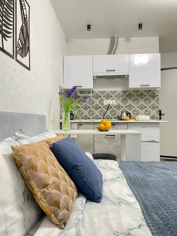 Студия рядом с ТРК Семья