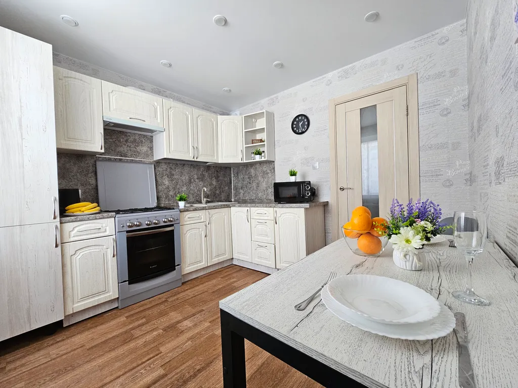 Апартамент у Июня