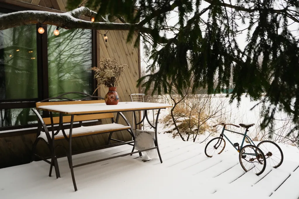 Коттедж Чудо-дача, дом Акула на берегу пруда — аренда посуточно в Домодедово