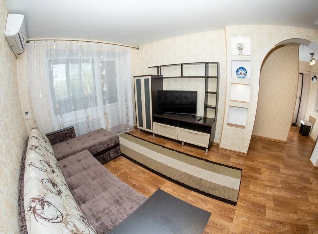 1-комнатная квартира в цeнтpe города. — аренда посуточно в Ахтубинск