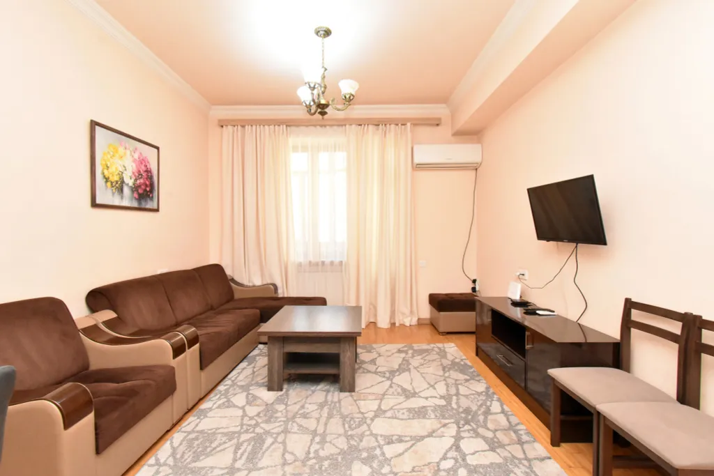 Уютная квартира с евроремонтом в центре города