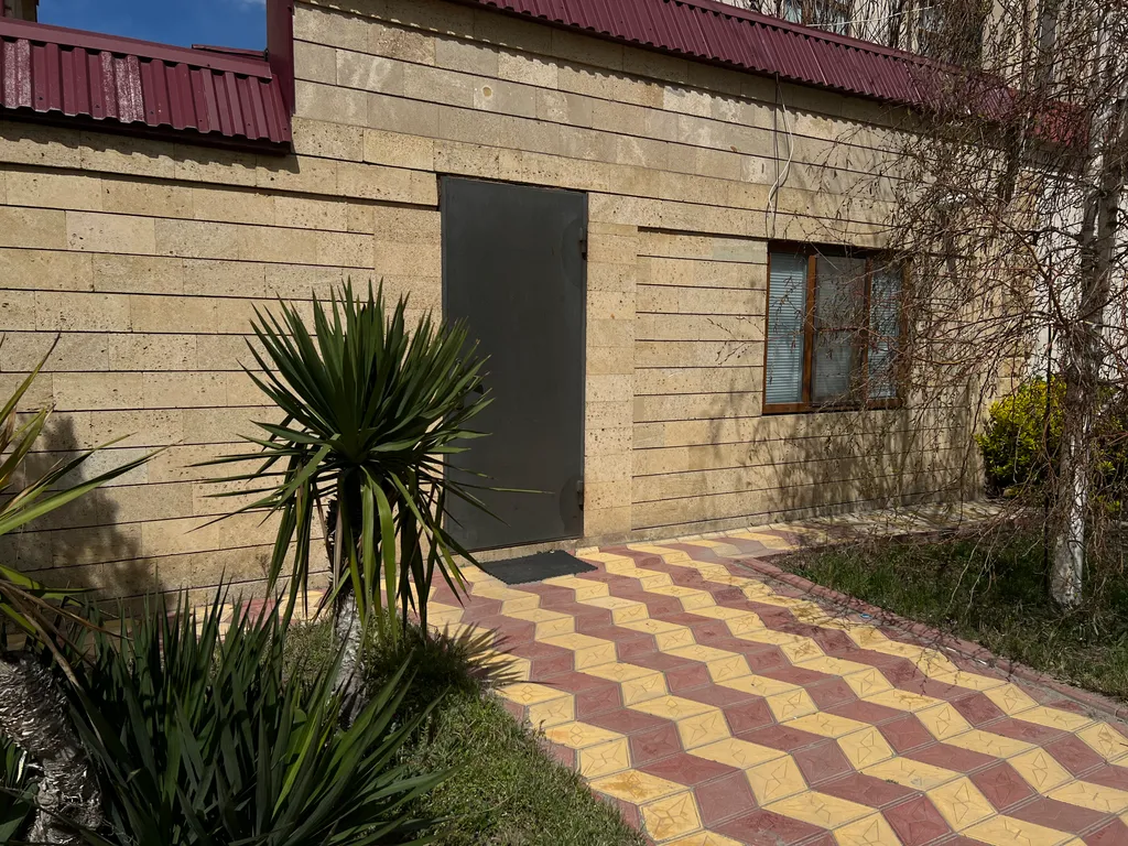 Коттедж Уютный домик у набережной — Махачкала