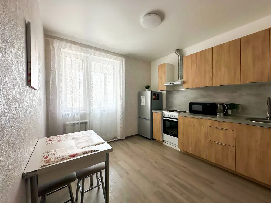 Квартира Стильные просторные апартаменты в уютном районе — Самара