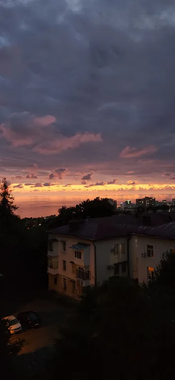 Квартира Уютная квартира в спальном районе с видом на море — Сочи