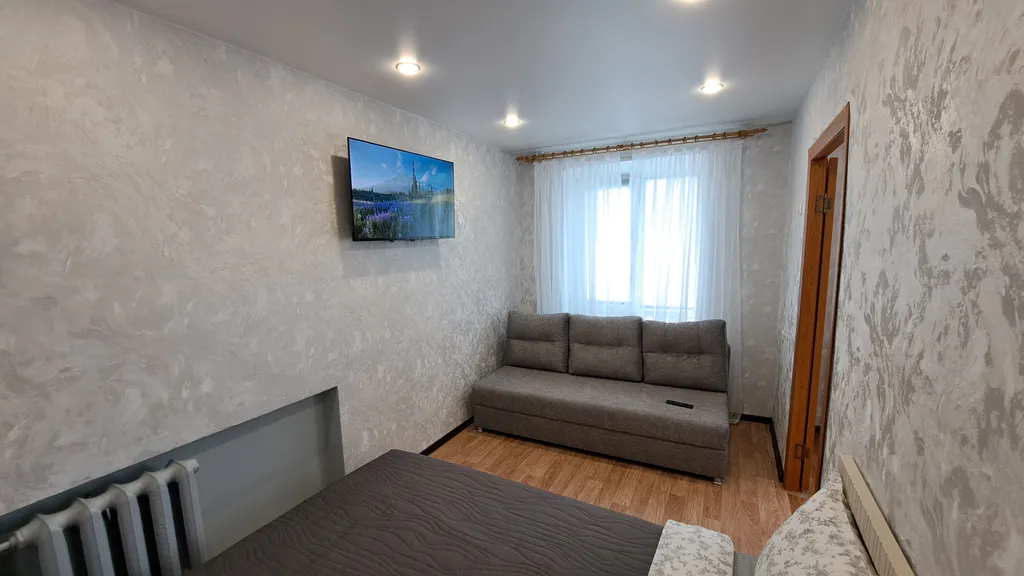 Уютная двухкомнатная квартира Ленина 95