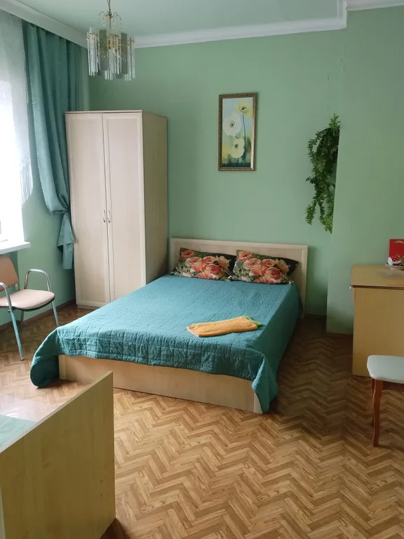 Этаж со своим входом для большой компании(до 10 человек)