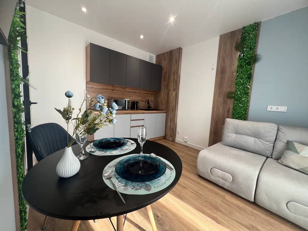 Очень уютная квартира с видом на пруд