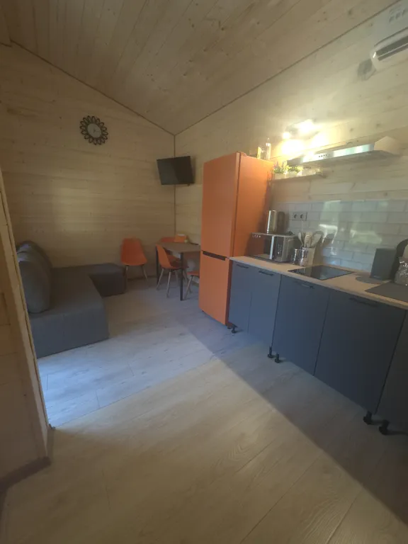 Коттедж Уютный деревянный домик — аренда посуточно в Хоста