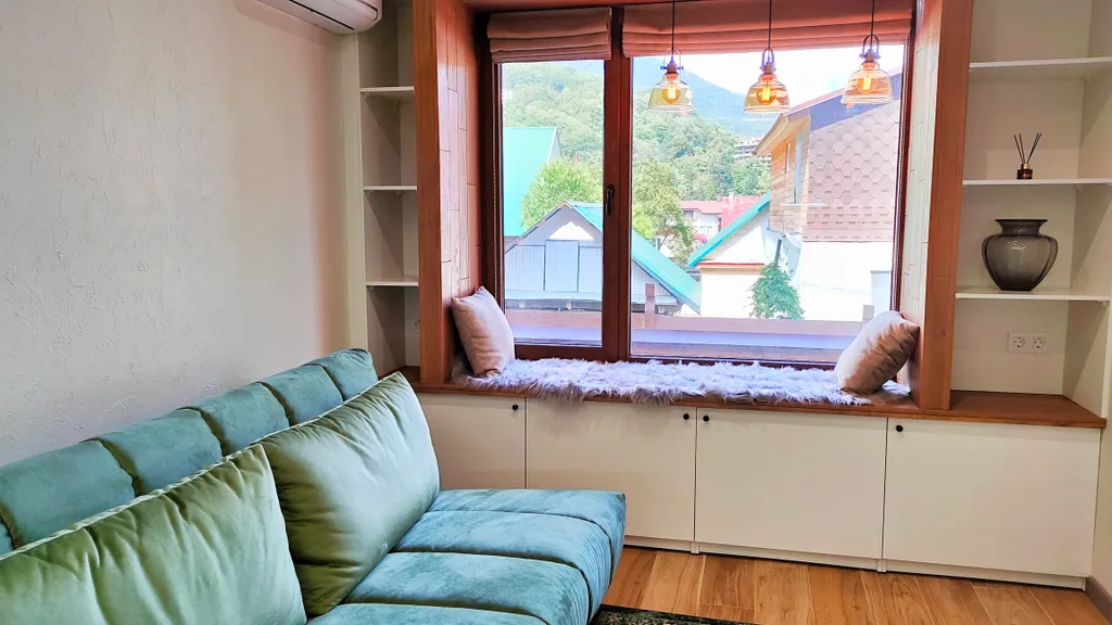 Светлый, уютный и современный апартамент в центре Красной Поляны