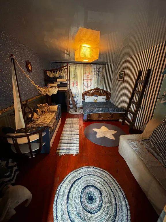 Огромный дом для отдыха с детьми