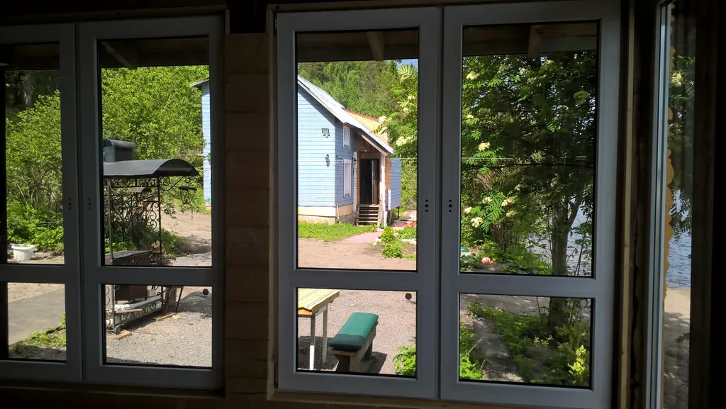 Дом на берегу озера без соседей