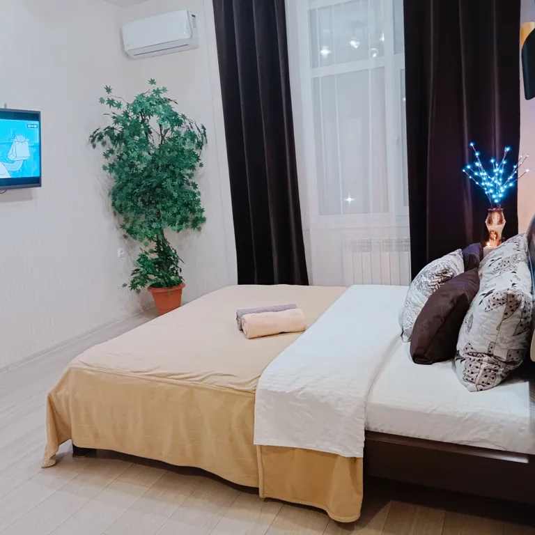 Студия с видом на реку