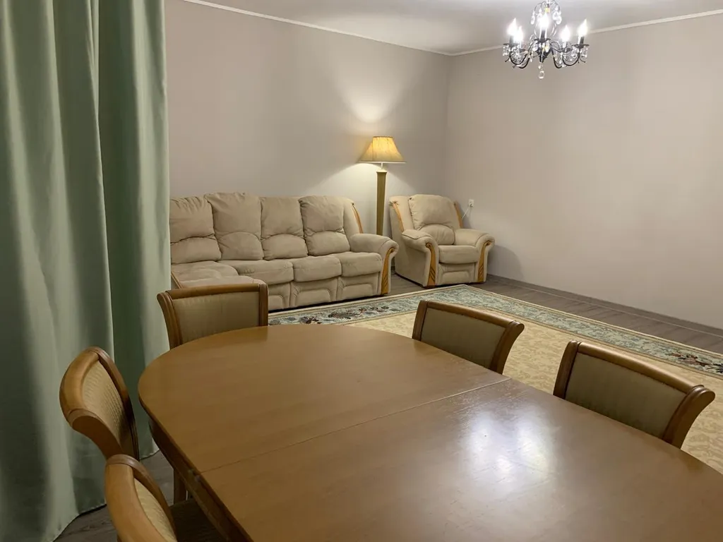 4-комнатный Дом