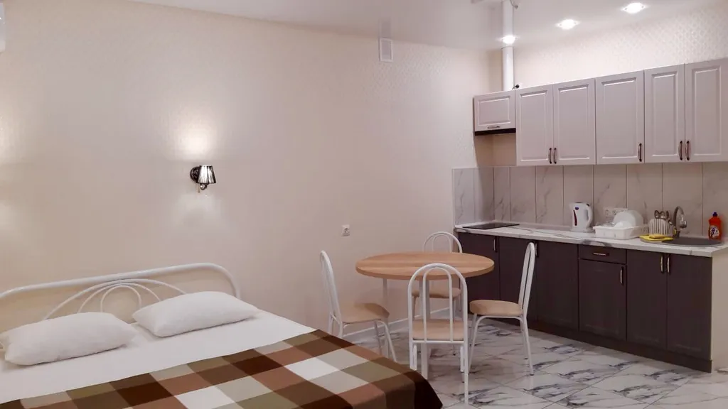 Квартира Апарт-отель Кавказ апартаменты 300м до моря — Анапа