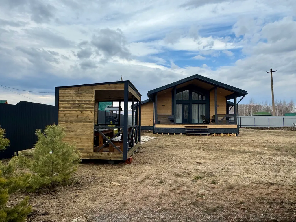 Коттедж у озера