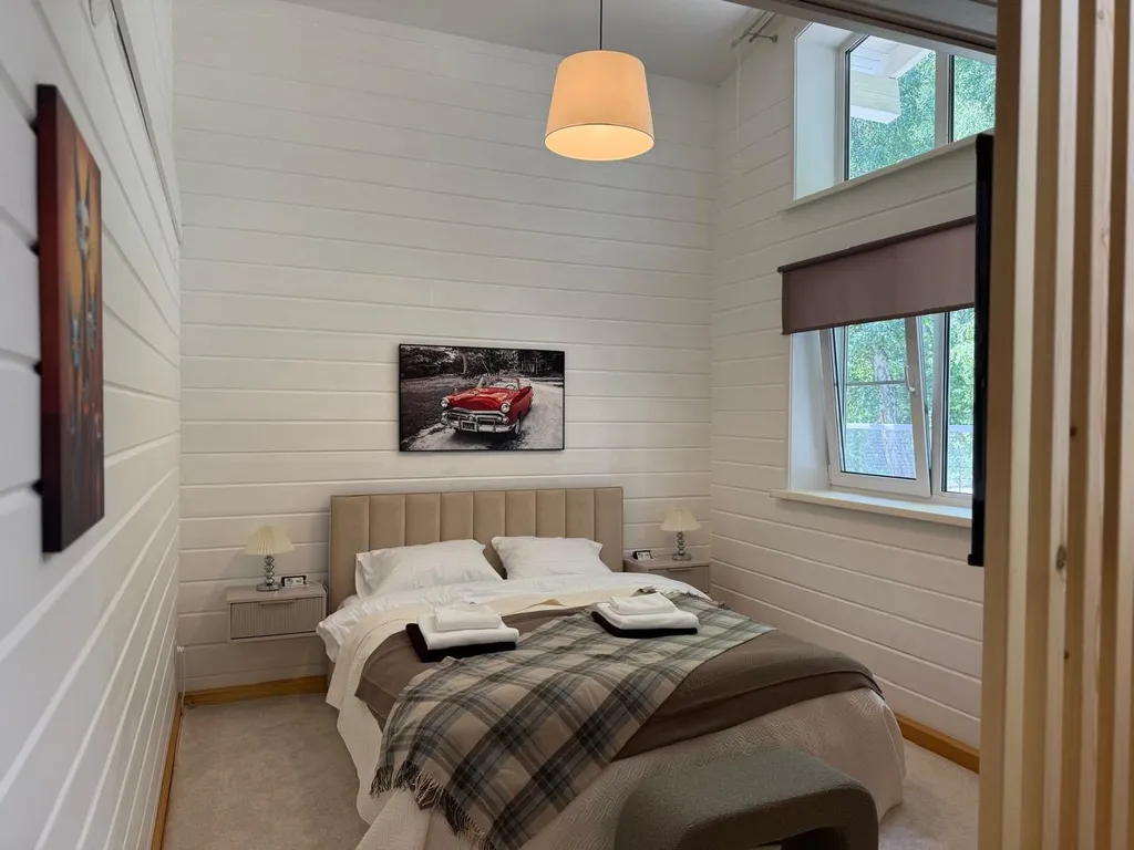 Вилла на берегу Ангары