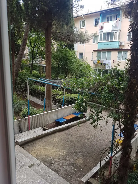 Квартира рядом с центром поселка