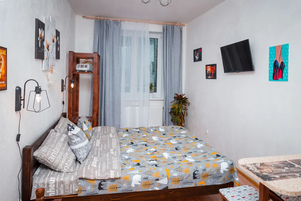 Двухкомнатная квартира на Холмогорова