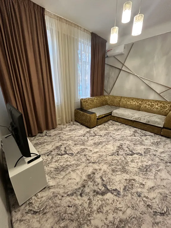 Большая и уютная квартира в центре города с парковкой — аренда посуточно в Владикавказ