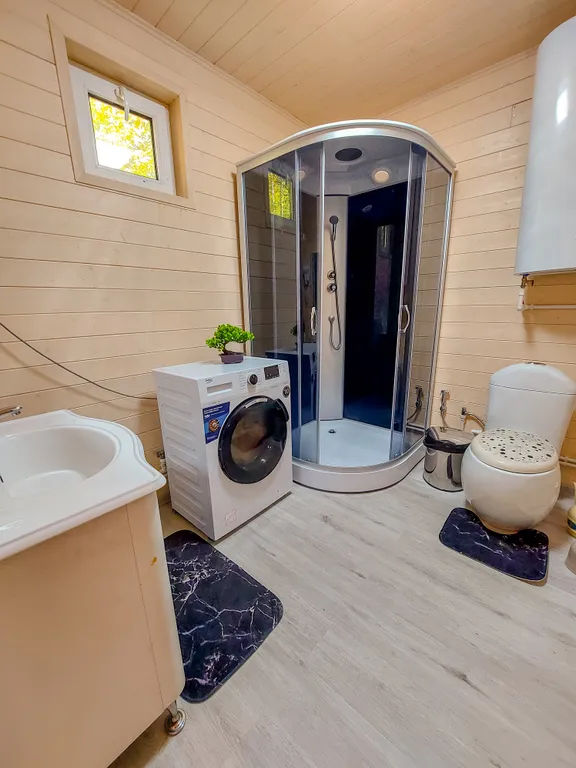 Двухэтажный барнхаус в центре заповедника