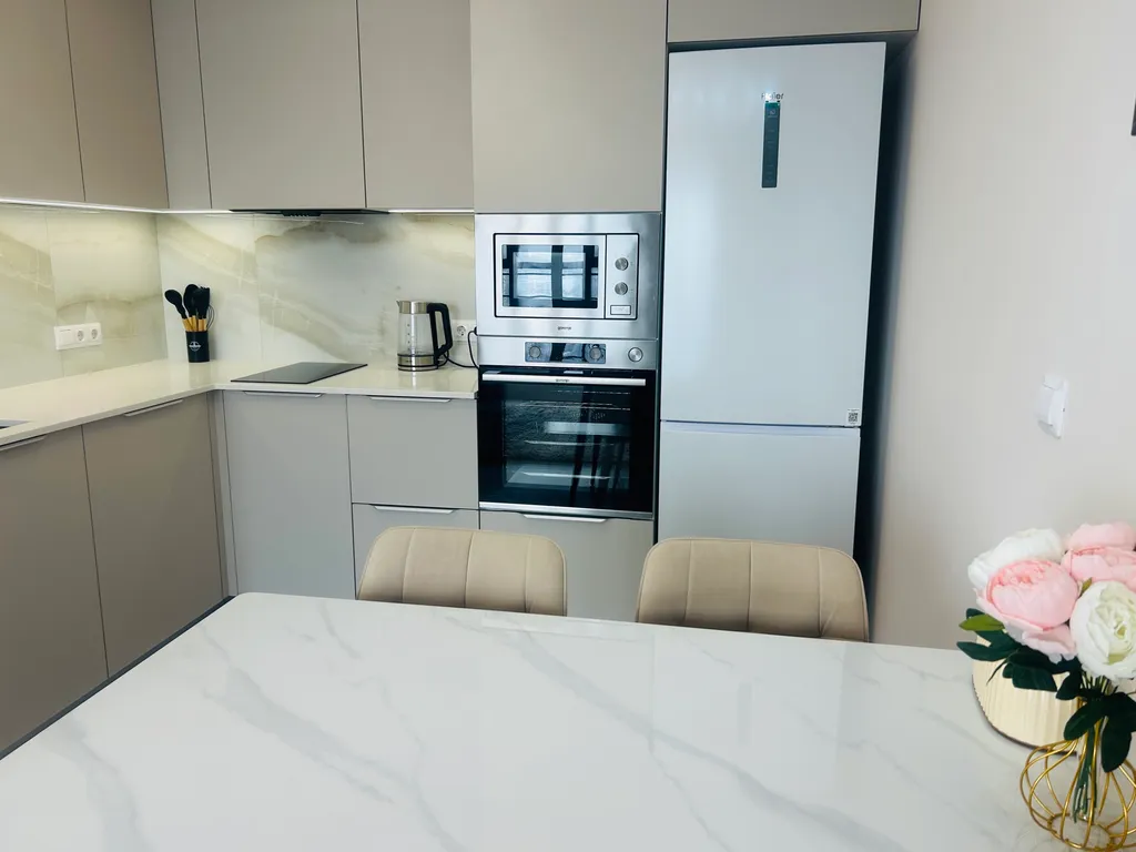 Шикарная квартира в центре рядом с вокзалами, ЖД больницей.