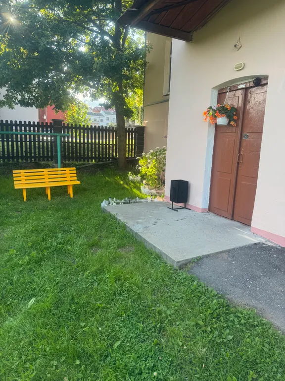 Студия в классическом стиле, на берегу реки В центре города