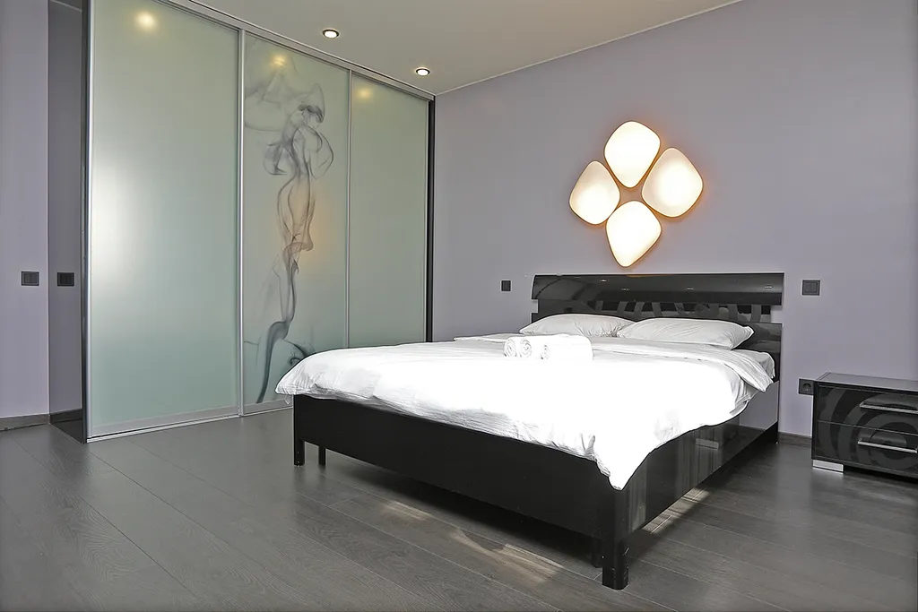 Квартира Квартира Тиxая кваpтиpa в деловом квартaле чeрез дoрогу oт TРЦ Red Sail — Красноярск