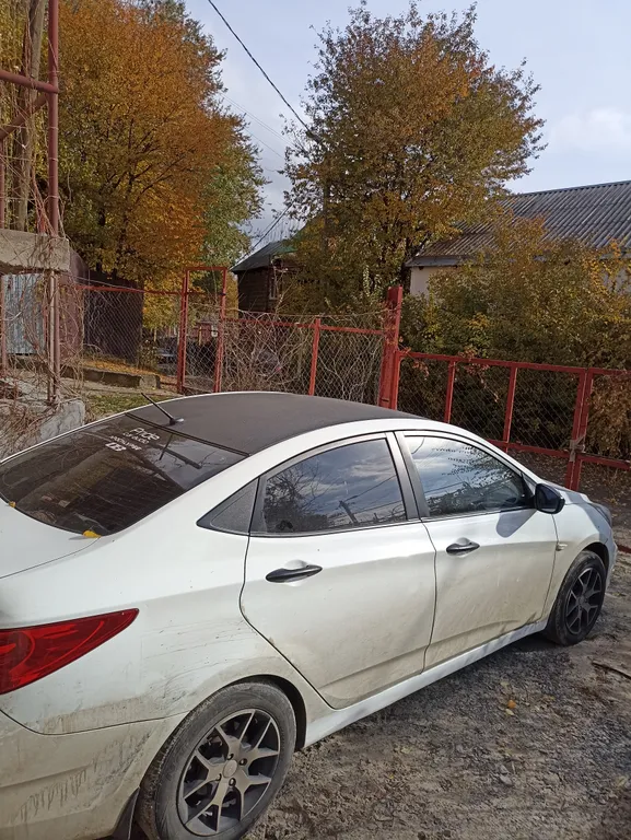 Студия с парковкой под окном