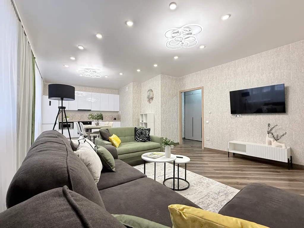 Двушка на 7 человек у нового ЛДС Сибирь-арена