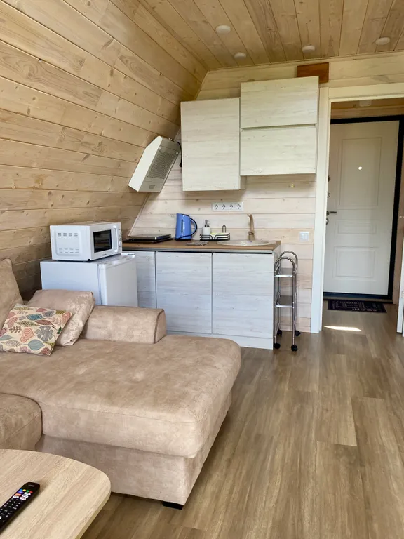 Афрейм с панорамным видом на горы