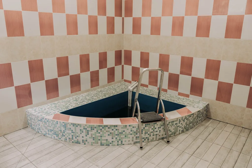 Коттедж Большой дом с баней и купелью — Иваново (Ленинградская область)