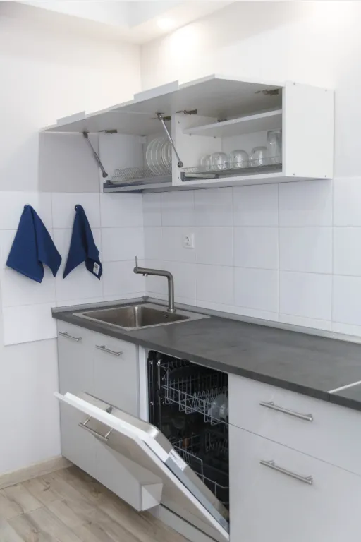 Уютная квартира на Адоратского