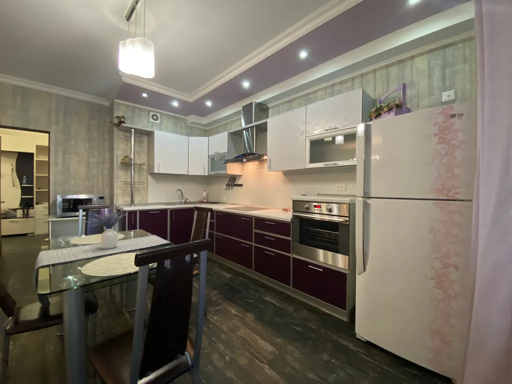 Просторный апартамент для действительно большой семьи