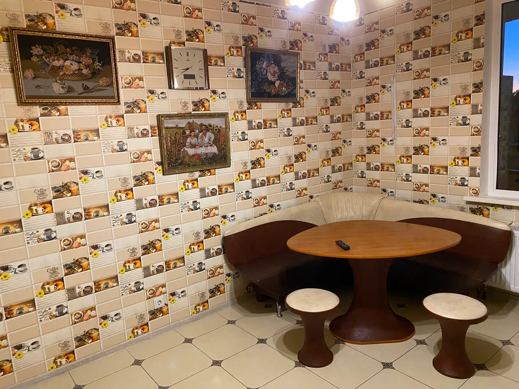 Просторная 3-комнатная квартира в центре. Новый ЖК. Установлен БОЙЛЕР.