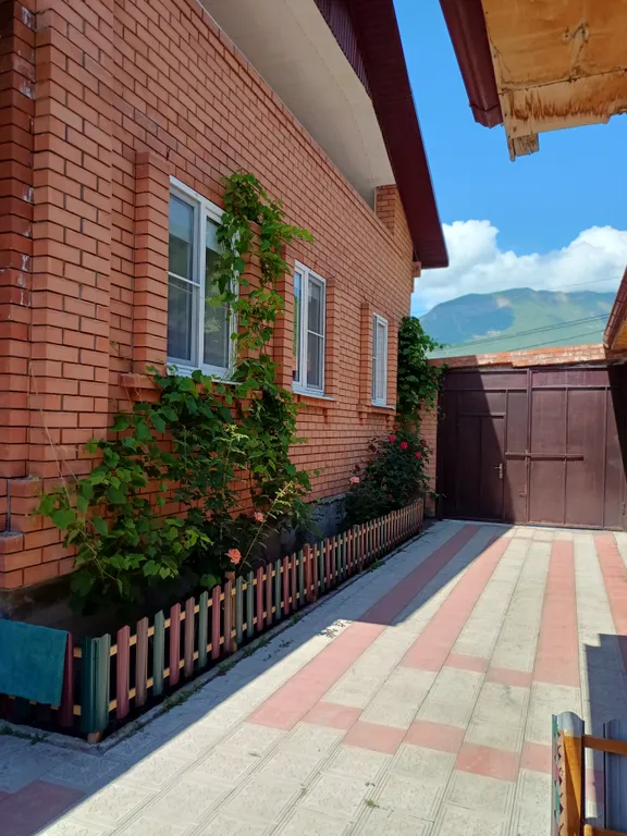 4-комнатный Дом