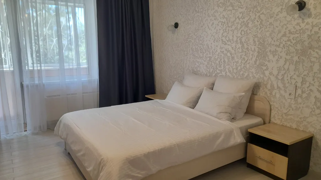 Квартира с кондиционером у гостиницы Планета