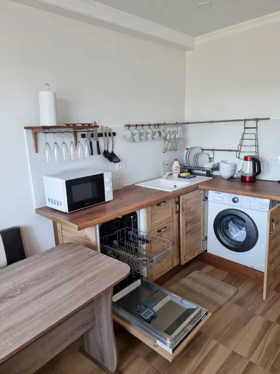 Шикарная трёшка с видом на горы и город