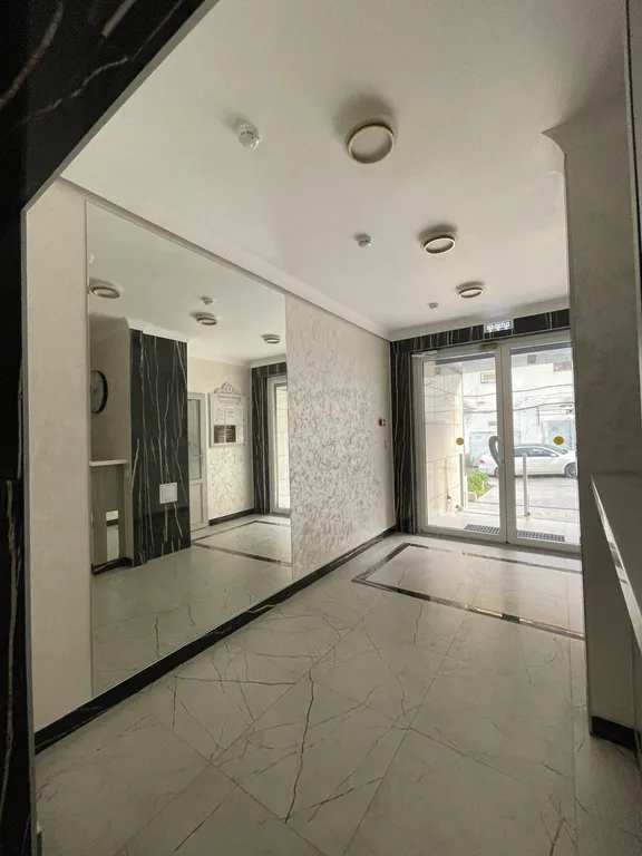 Новая квартира с видом на море в центре