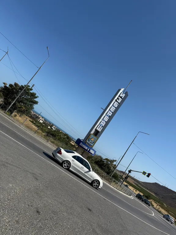 Квартира с дизайнерским ремонтом в самом сердце города в элитном районе