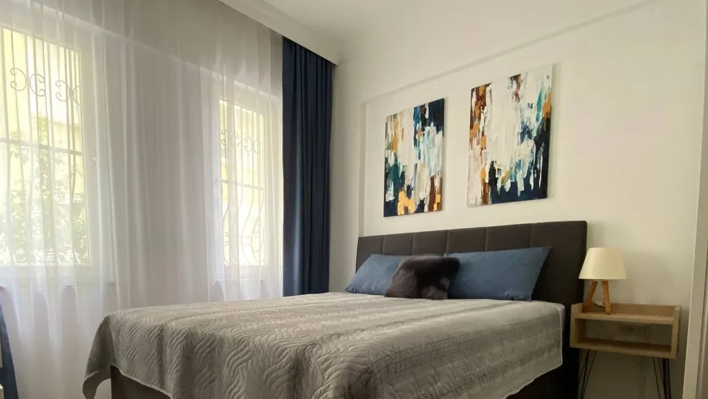 Просторная и светлая квартира у моря