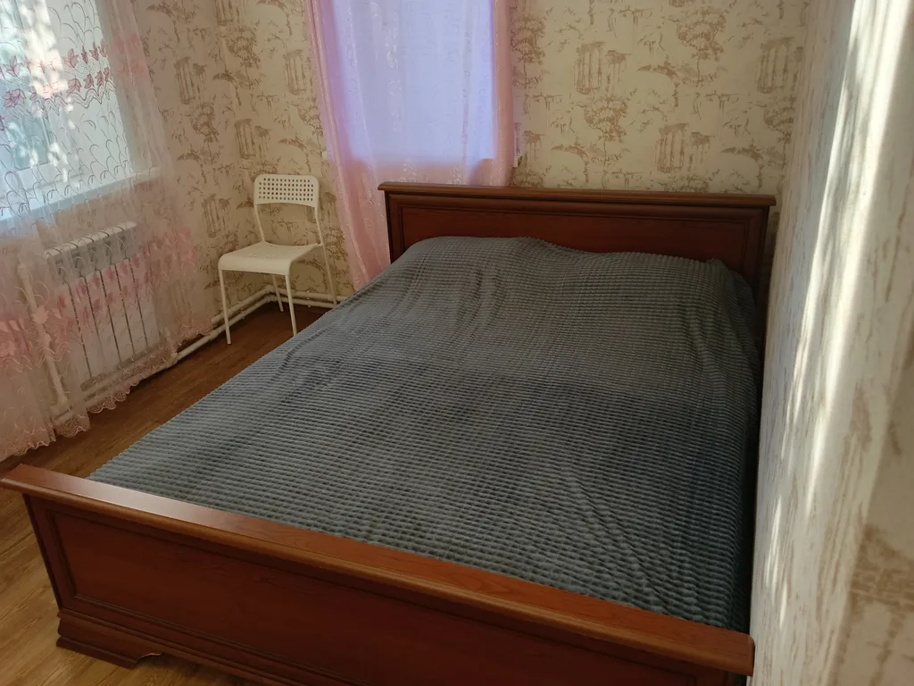 Большой 2х этажный  вместительный дом 270кв.м