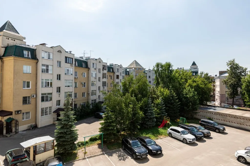 Интерьеры средневекового замка в центре