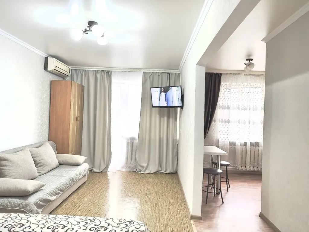 Квартира Отличная квартира Люкс с ремонтом в самом центре Симферополя — Симферополь