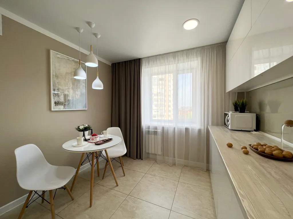 Lux с видом на Иртыш