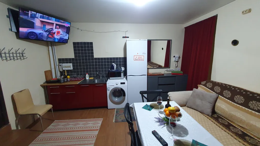 Отдельный вход до 6 спальных мест