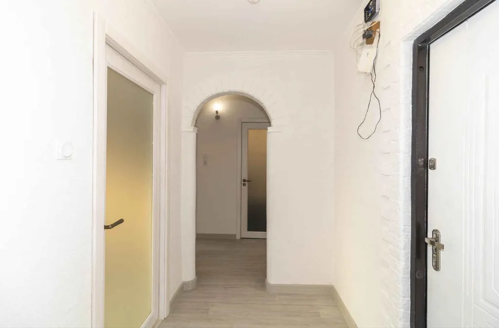 Светлая просторная двушка