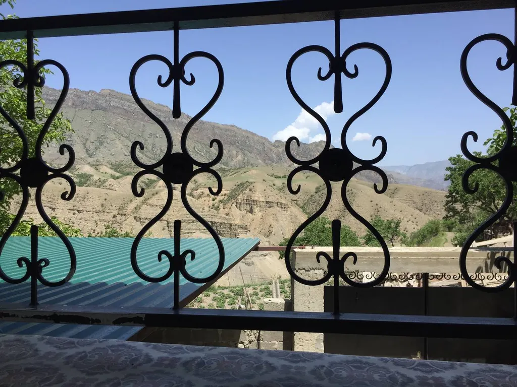 Большой уютный дом с видом на горы